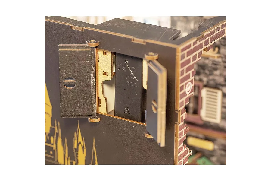 Revell 1/24 Book Nook - Harry Potter: Diagon Alley image 132938