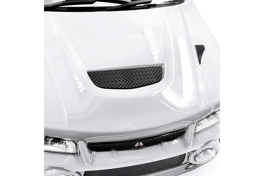 Yeah Racing 1/10 Mitsubishi Lancer Evo IV Painted Body Shell with Rims -  White image 5