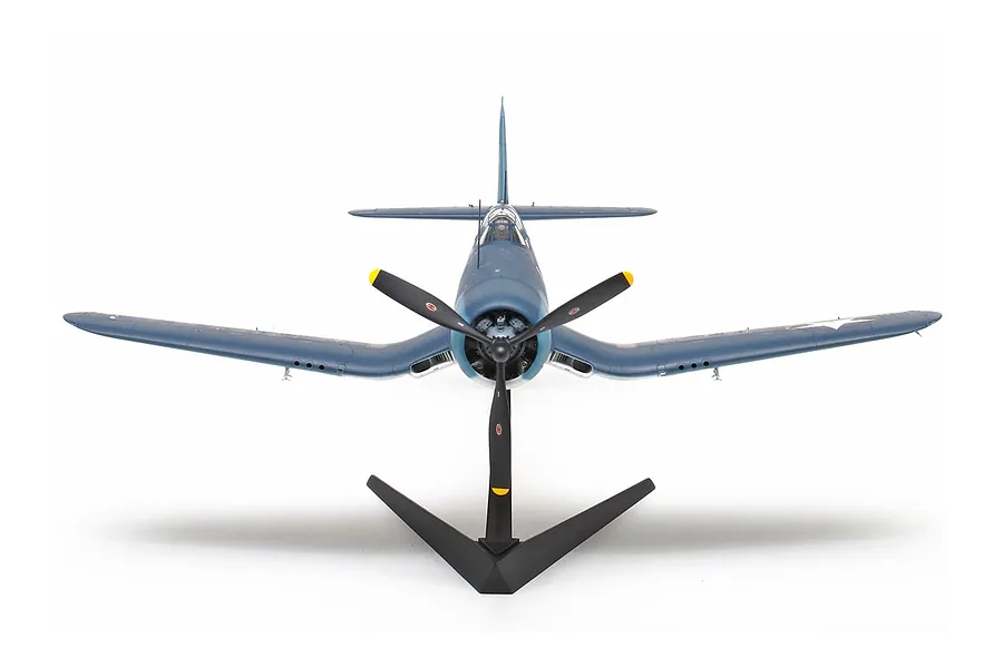 Tamiya 1/32 Vought F4U-1 Corsair Birdcage Fighter Scaled Plastic Model Kit image 134050