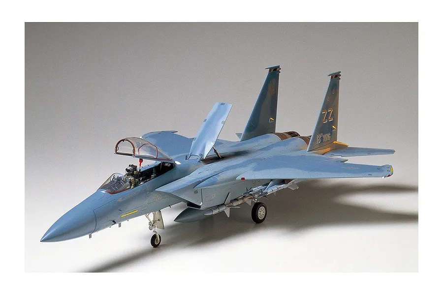 Tamiya 1/32 McDonnell Douglas F-15C Eagle Phantom II Jet Scaled Plastic Model Kit image 134597