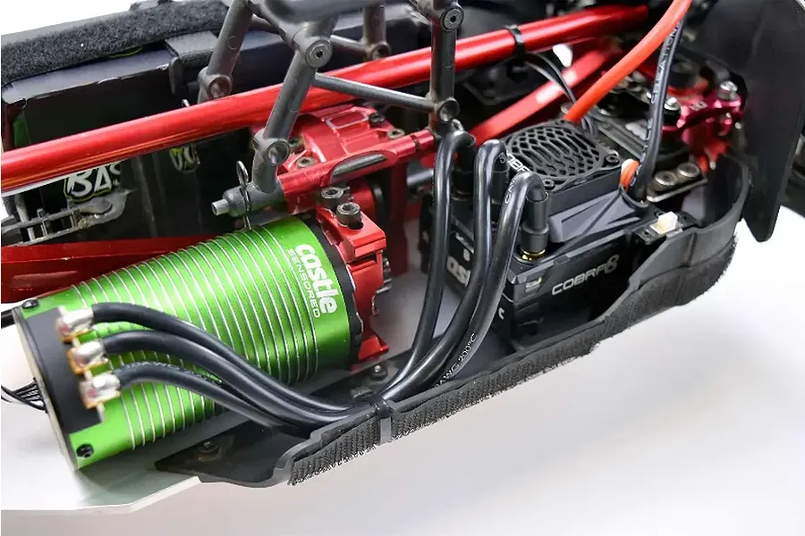 Castle Creations Cobra 8 6S Sensored Brushless ESC and 1512 1800kv Sensored Brushless Motor Combo image 134626