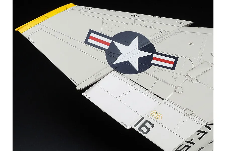 Tamiya 1/32 McDonnell Douglas F-4J Phantom II Jet Scaled Plastic Model Kit image 134845