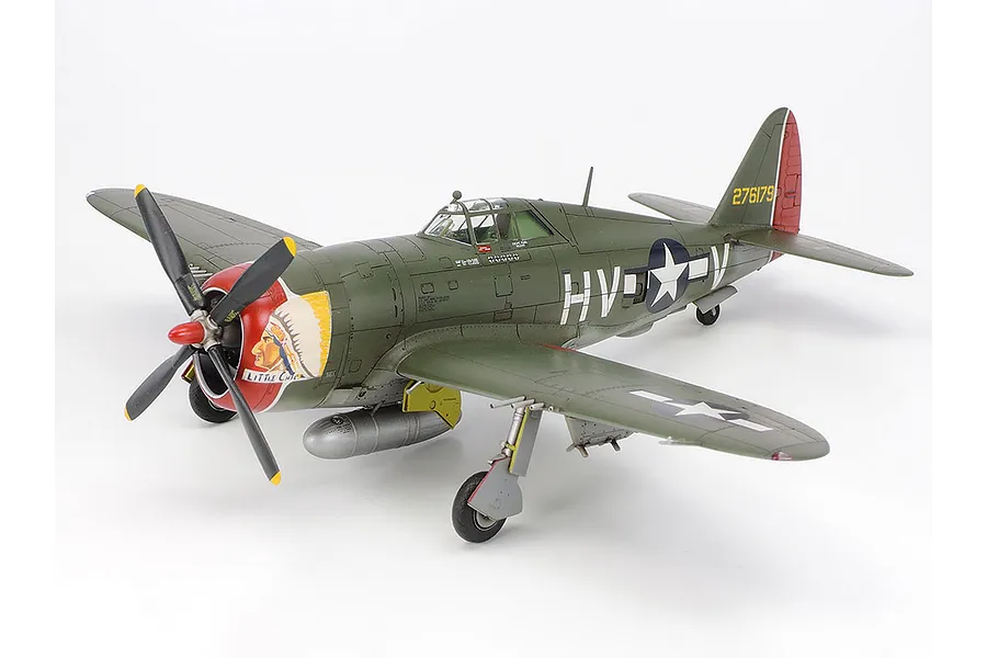 Tamiya 1/72 Republic P-47D Thunderbolt &amp;quot;Razorback&amp;quot; Scaled Plastic Model Kit image 135080