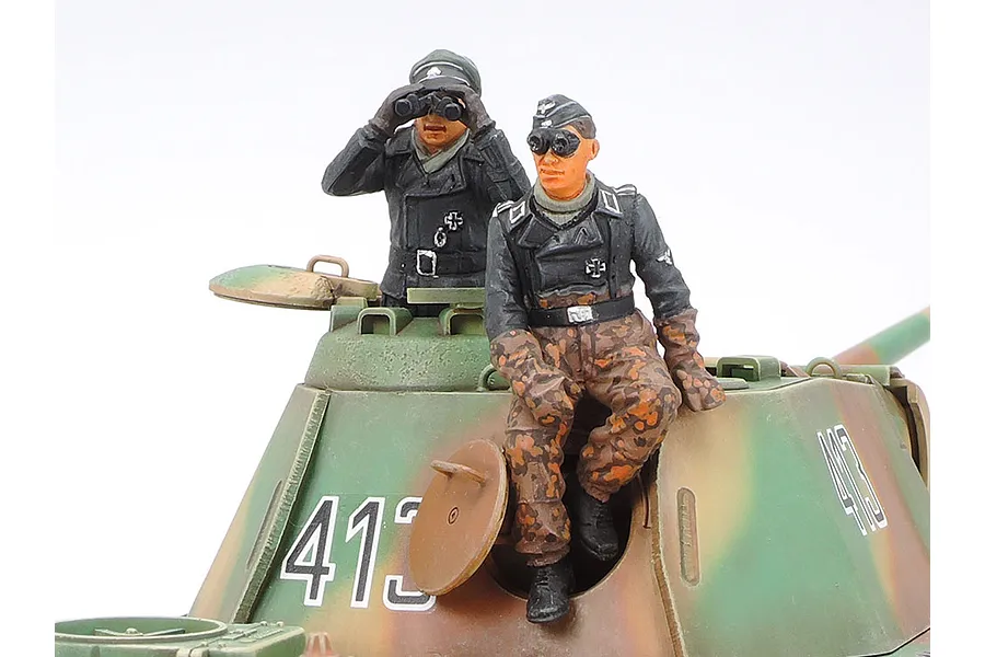 Tamiya 1/35 German Panzerkampfwagen (Sk.Kfz. 171) Type G Panther Tank Scaled Plastic Model Kit image 135173