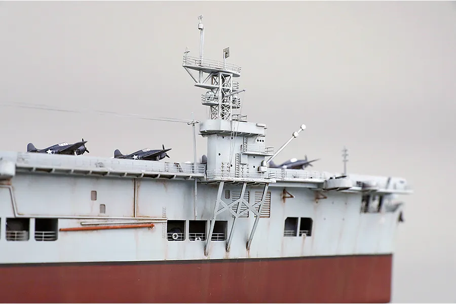Trumpeter 1/350 USS CVE-26 Sangamon Scaled Plastic Model Kit image 135341