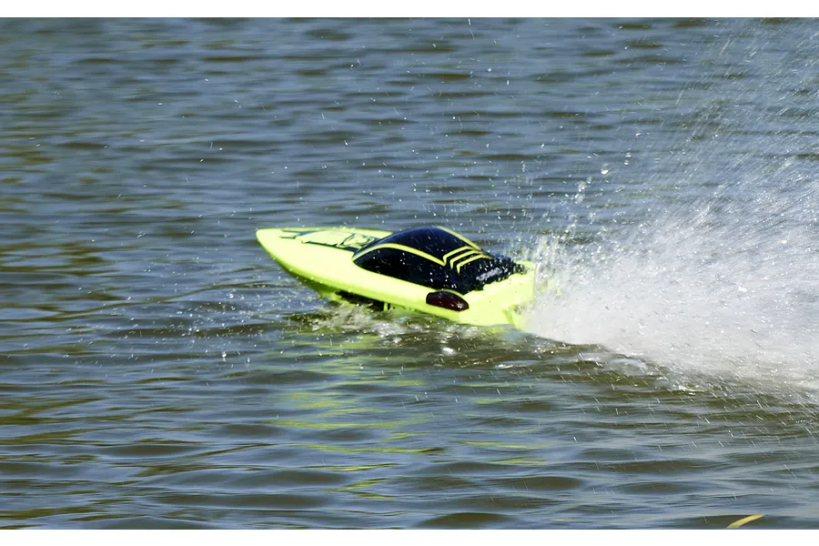 UDI Mosasaurus 22&amp;quot; RC Muscle Boat Brushless Deep-V RTR - Grey image 140899