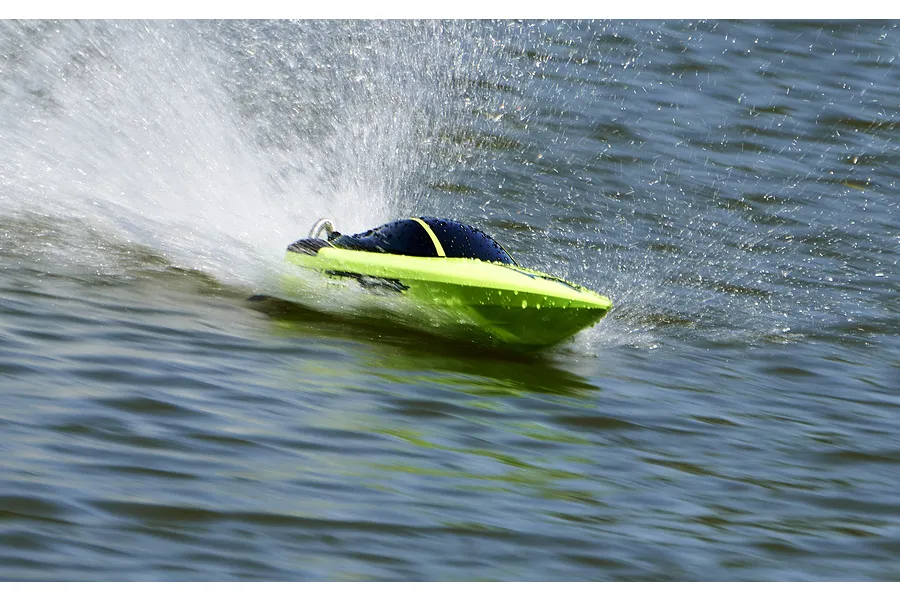 UDI Mosasaurus 22&amp;quot; RC Muscle Boat Brushless Deep-V RTR - Grey image 140900