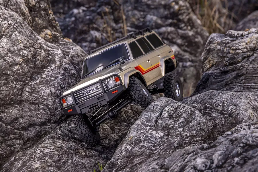 Kyosho KC10 Toyota Land Cruiser 60 Series RC Rock Crawler 4WD Electric 1/10 Scale RTR image 142570