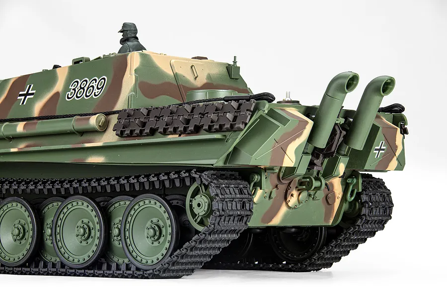 Heng Long German Jagdpanther Sd.Kfz.173 Hunting Panther RC Tank Electric Tracked 1/16 Scale RTR image 143897