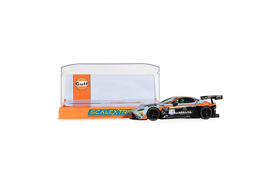 Scalextric 1/32 2025 Aston Martin GT3 Vantage Bathurst Slot Car - Gulf Edition image 147293
