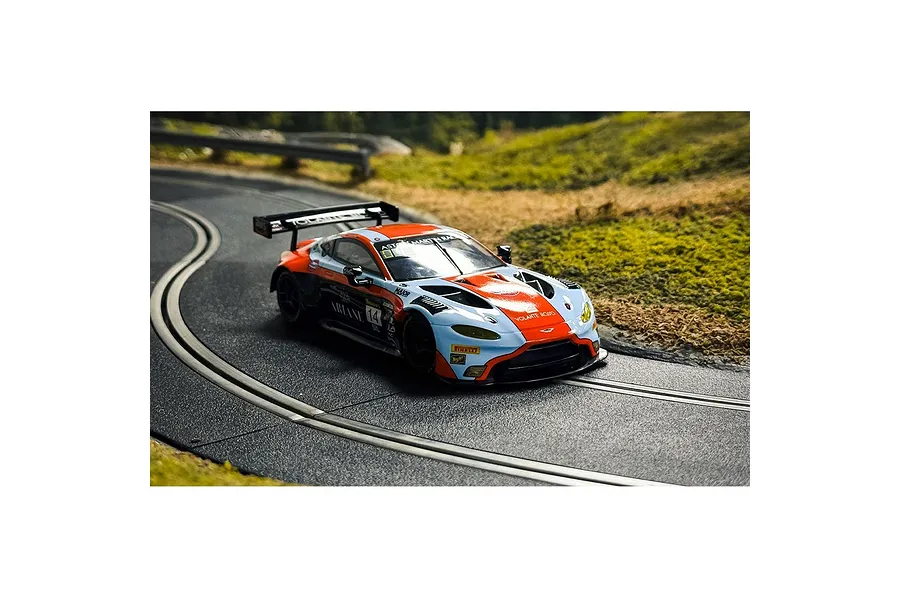 Scalextric 1/32 2025 Aston Martin GT3 Vantage Bathurst Slot Car - Gulf Edition image 147297