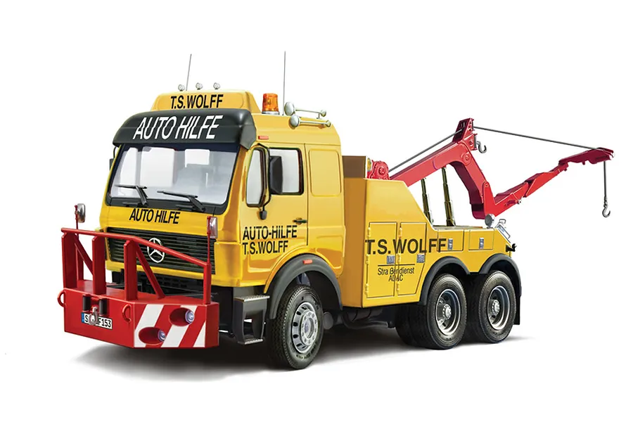 Italeri 1/24 Mercedes-Benz Wrecker Tow Truck Scaled Plastic Model Kit image 148235