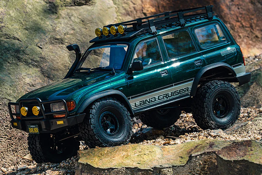 FMS FCX10 OVR LC80 RS Land Cruiser 80 RC Rock Crawler Electric Brushless 4WD 1/10 Scale RTR - Green image 149438