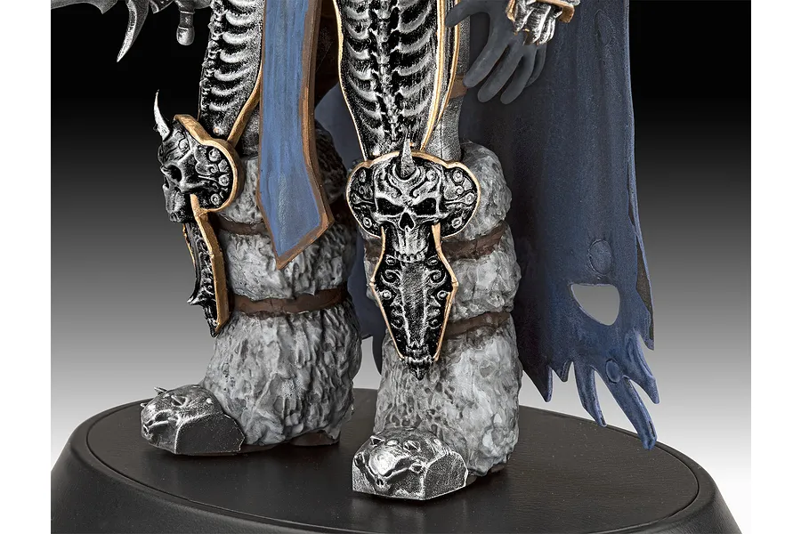 Revell 1/16 The Lich King: World of Warcraft Scaled Plastic Model Starter Kit image 150231