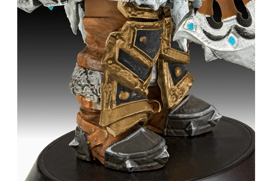 Revell 1/16 The Orc Thrall: World of Warcraft Scaled Plastic Model Starter Kit image 150245