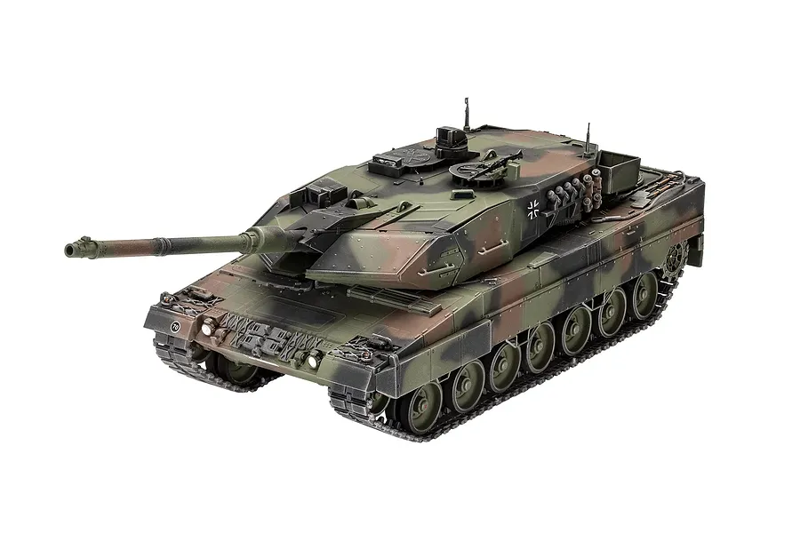 Revell 1/35 Leopard 2 A6-A6NL Scaled Plastic Model Starter Kit image 8