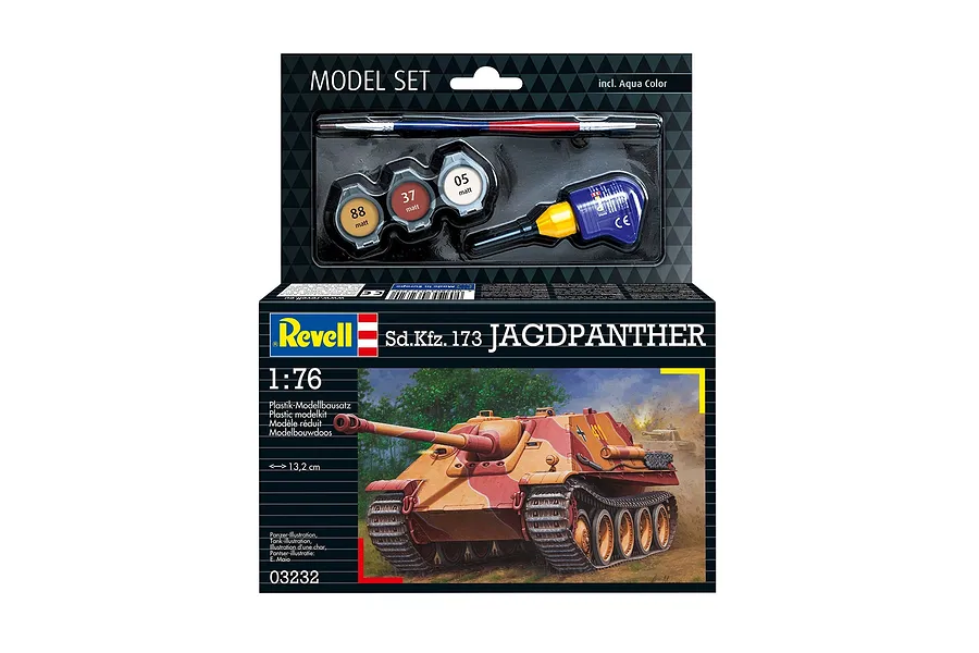 Revell 1/76 scale Sd.Kfz. 173 Jagdpanther model kit box featuring a painted tank illustration and included paint and glue accessories.