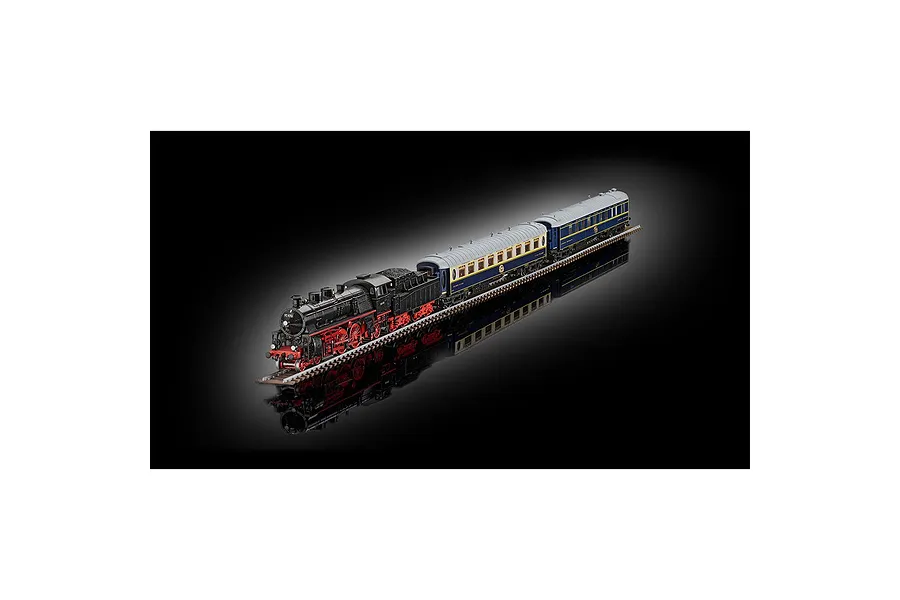 Revell 1/87 Orient Express with Carriages Scaled Plastic Model Kit image 8