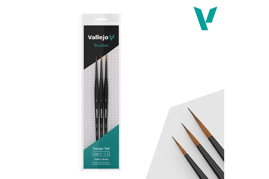 Vallejo Detail Design Brush Set 3Pcs in original retail packaging, alongside unboxed detail brush tips on a white background.