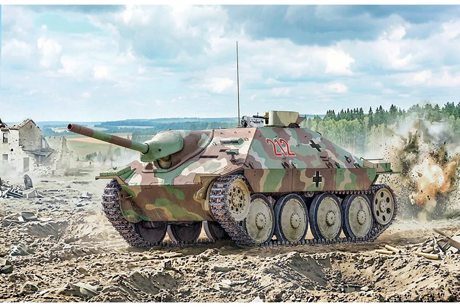 Italeri 1/35 Jagdpanzer 38(t) Hetzer Scaled Plastic Model Kit image 2