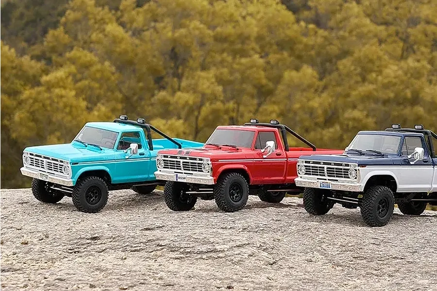 FMS FCX18 II Ford F-100 RC Rock Crawler Electric 4WD 1/18 Scale RTR - Blue/White image 2