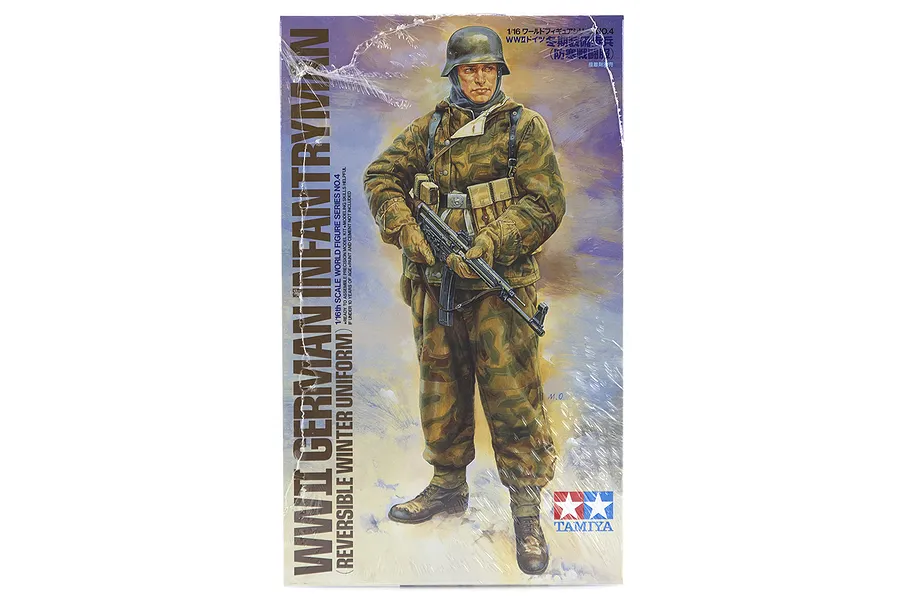 Tamiya 1/35 German WWII Infantryman w/ Reversible (Winter Uniform) Scaled Plastic Model Kit image 16668