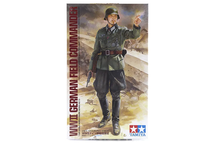 Tamiya 1/16 German WWII Field Commander Scaled Plastic Model Kit image 16674