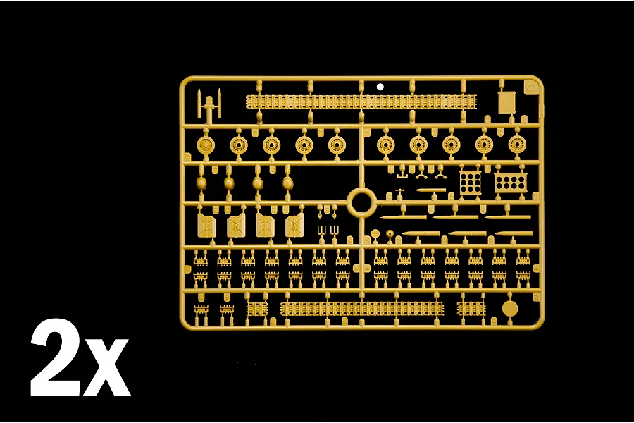 Tan plastic model parts sprue for the Italeri 1/35 Semovente M42 tank kit, showing two duplicate sprues indicated by 2x text.
