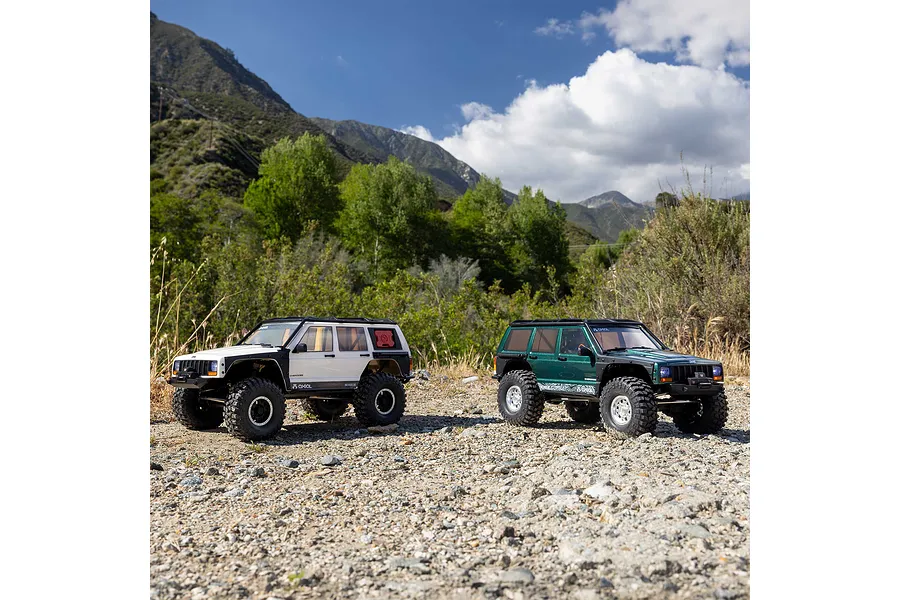 Axial SCX10 III Jeep Cherokee XJ RC Rock Crawler Electric 4WD 1/10 Scale RTR - White image 15