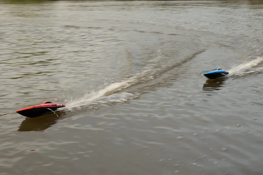 Atrek Riptide 16&amp;quot; RC Speed Boat Deep V RTR - Blue image 17