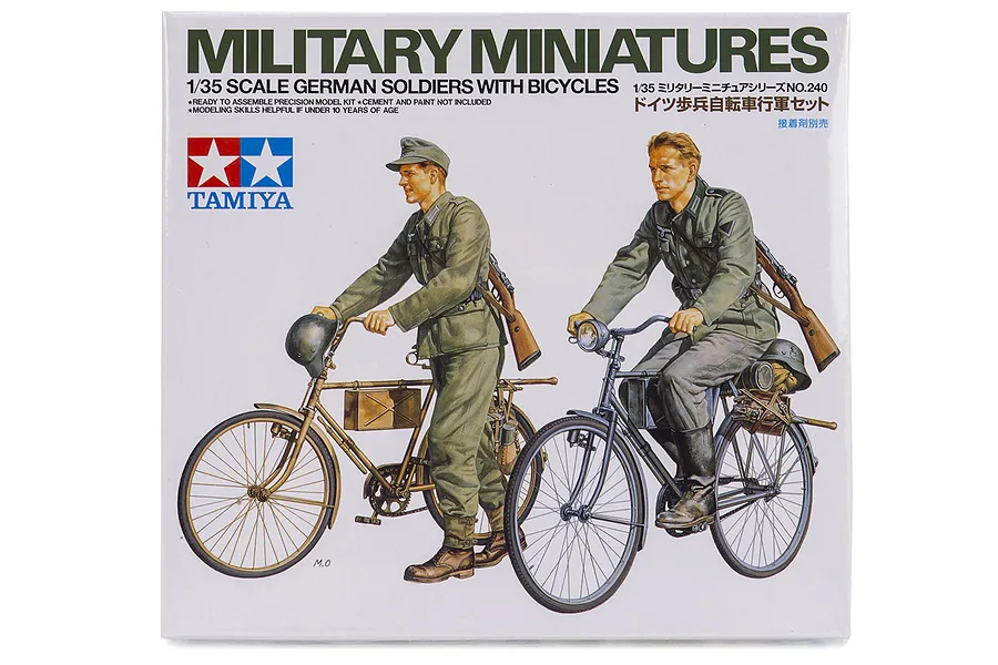 Tamiya 1/35 German Soldiers with Bicycles Scaled Plastic Model Kit image 22123