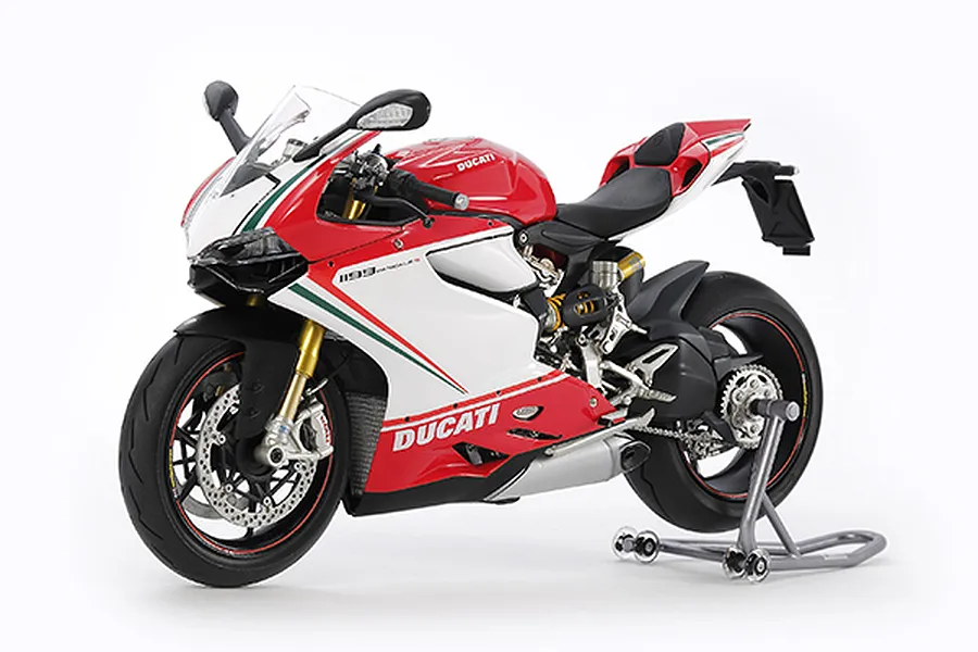 Tamiya 1/12 Ducati 1199 Panigale S Tricolore Motorcycle Scaled Plastic Model Kit image 22256
