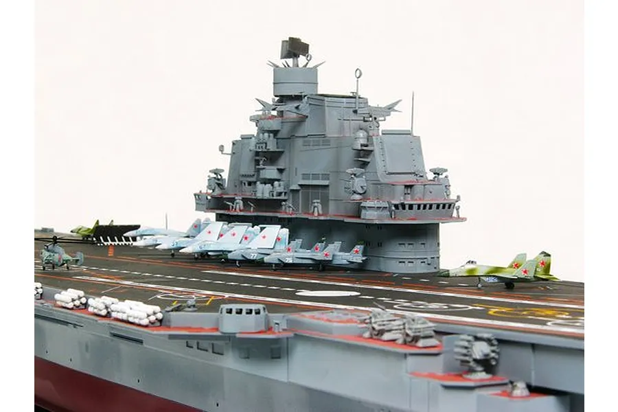 Trumpeter 1/350 USSR Admiral Kuznetsov Aircraft Carrier Plastic Model Kit image 23899