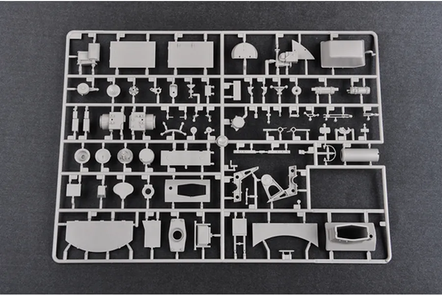 Trumpeter 1/16 German Pzkpfw IV Ausf.J Tank Scaled Plastic Model Kit image 24614