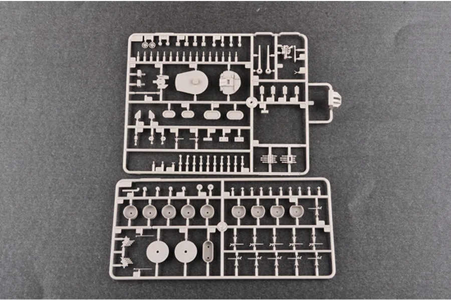 Trumpeter 1/200 HMS Rodney Battleship Plastic Model Kit image 24646