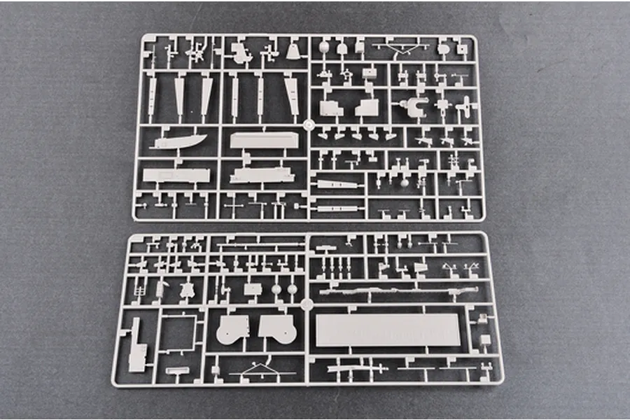 Trumpeter 1/350 USS Kitty Hawk CV-63 Aircraft Carrier Plastic Model Kit image 24710