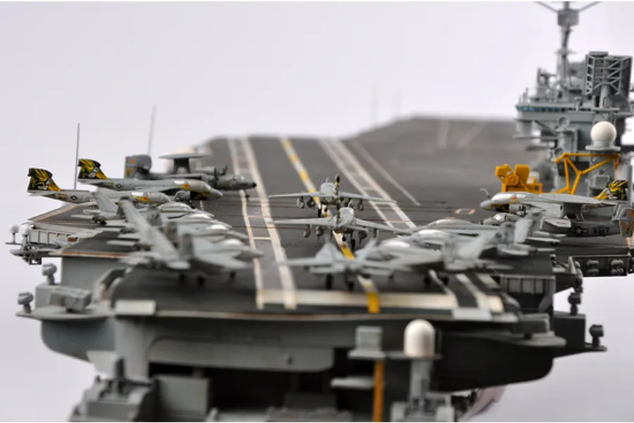 Trumpeter 1/350 USS Kitty Hawk CV-63 Aircraft Carrier Plastic Model Kit image 24717