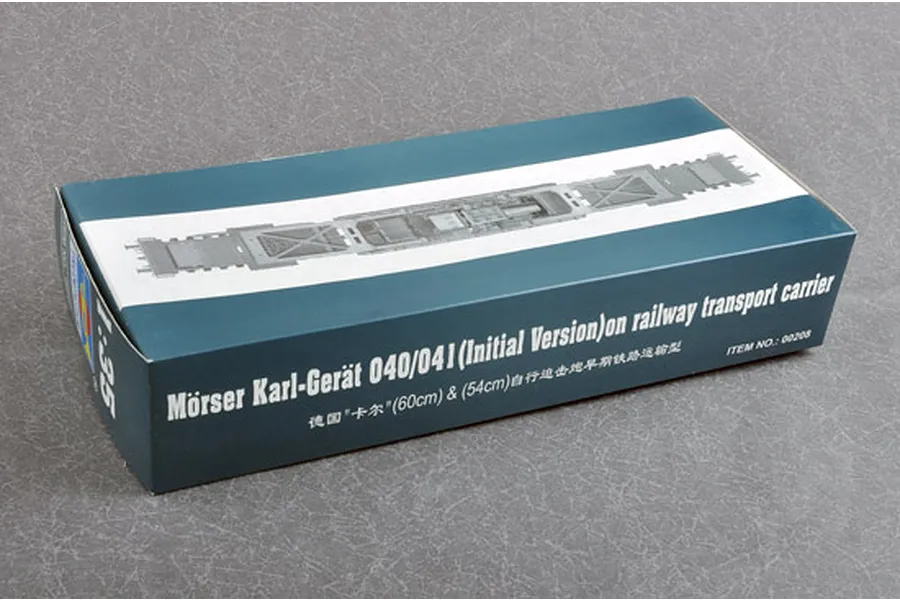 Trumpeter 1/35 scale model kit box for the German Mörser Karl-Gerät 040/041 on a railway transport carrier.