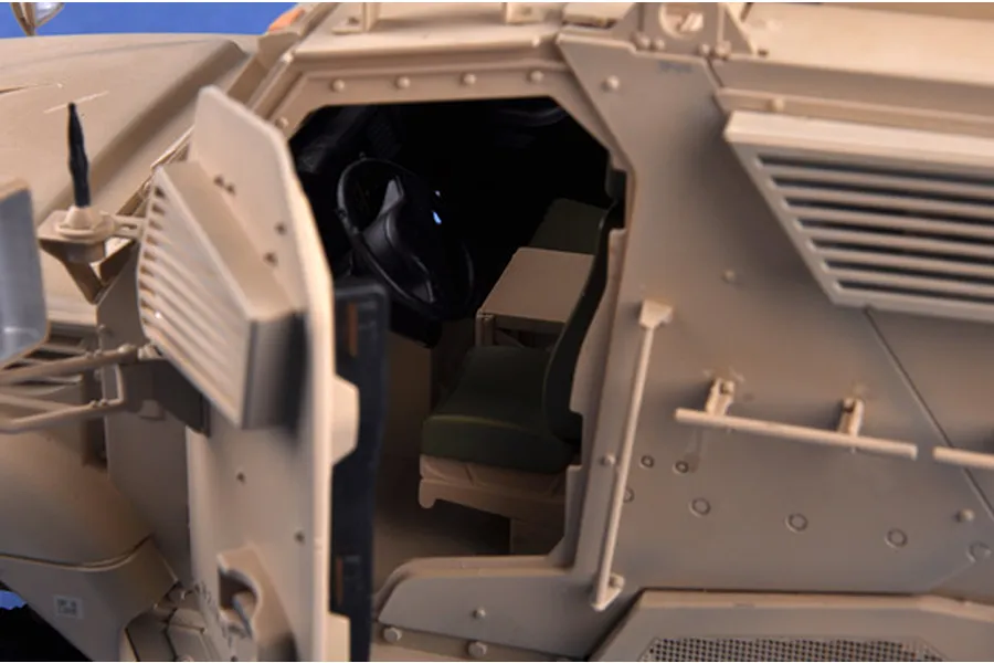 Trumpeter 1/16 U.S. MaxxPro MRAP Scaled Plastic Model Kit image 24853
