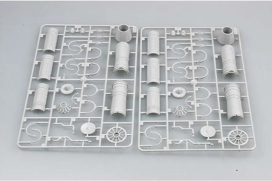 Trumpeter 1/32 F/A-18E Super Hornet Fighter Jet Scaled Plastic Model Kit image 25021