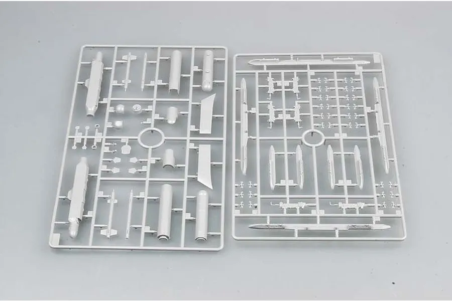 Trumpeter 1/32 F/A-18E Super Hornet Fighter Jet Scaled Plastic Model Kit image 25026