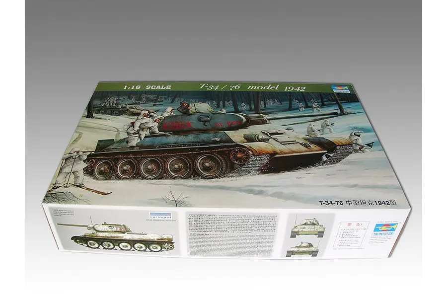 Trumpeter 1/16 Soviet 1942 T-34/76 Model Tank Scaled Plastic Model Kit image 25032