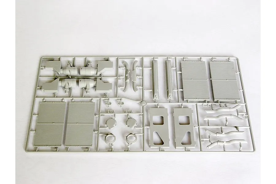 Trumpeter 1/16 Soviet 1942 T-34/76 Model Tank Scaled Plastic Model Kit image 25042