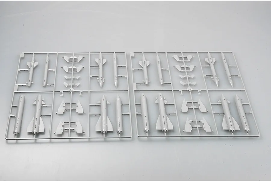 Trumpeter 1/32 Su-27UB Flanker-C Fighter Jet Scaled Plastic Model Kit image 25050
