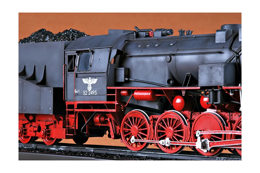 Trumpeter 1/35 Baureihe 52 Mit Steifrahmentender Locomotive Scaled Plastic Model Kit image 25128
