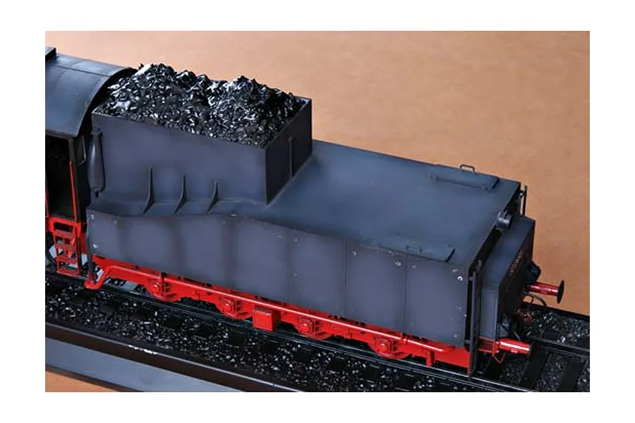 Trumpeter 1/35 Baureihe 52 Mit Steifrahmentender Locomotive Scaled Plastic Model Kit image 25130