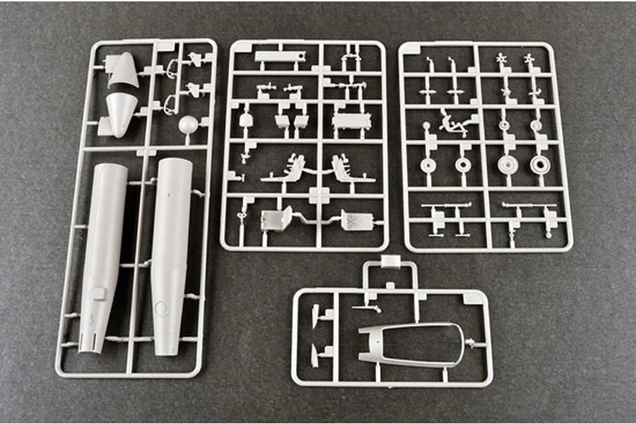 Trumpeter 1/32 Russian MIG-29A Fulcrum Fighter Jet Scaled Plastic Model Kit image 25195