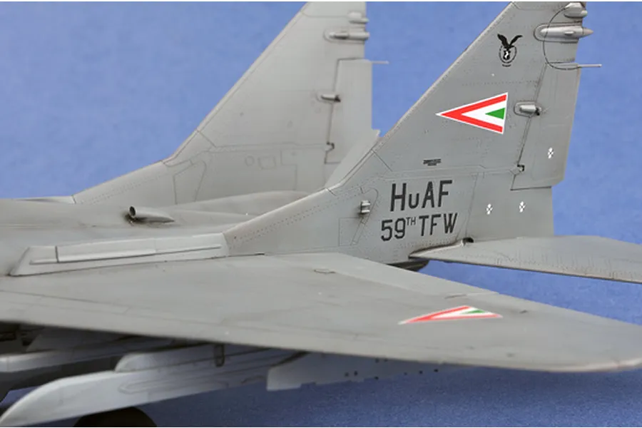 Trumpeter 1/32 Russian MIG-29A Fulcrum Fighter Jet Scaled Plastic Model Kit image 25201