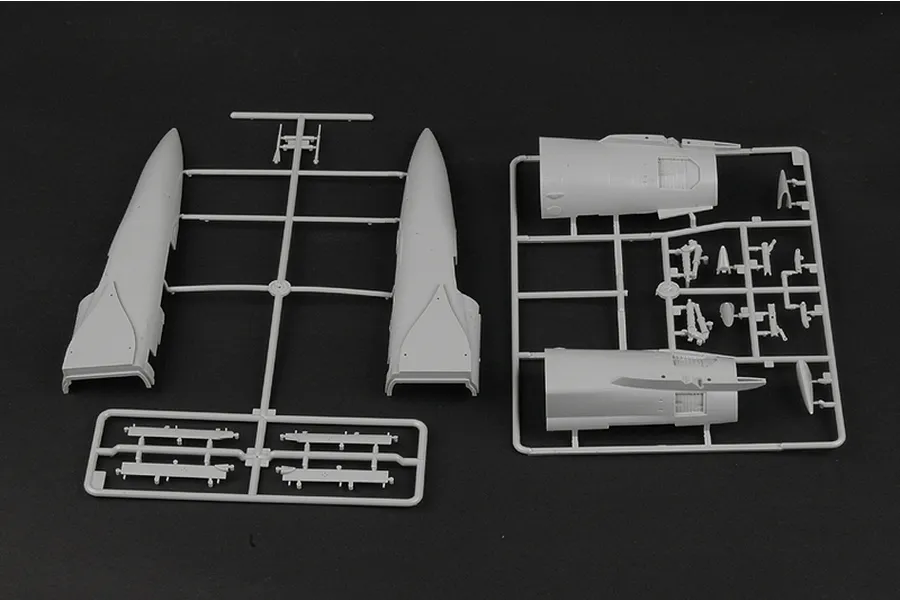 Trumpeter 1/32 MiG-23ML Flogger-G Fighter Jet Scaled Plastic Model Kit image 25304