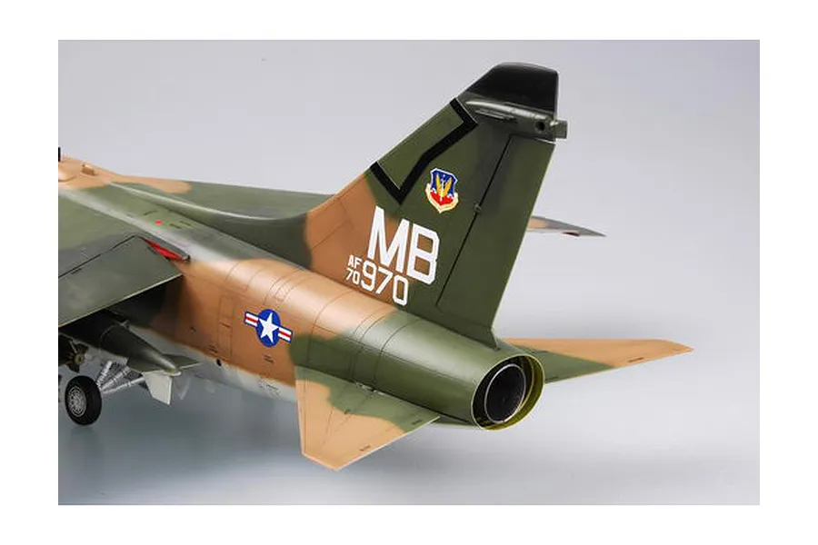 Trumpeter 1/32 USAF A-7D Corsair II Jet Scaled Plastic Model Kit image 25348